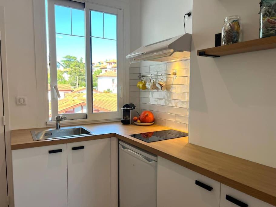 Studio Lumineux A 100M De La Plage ! Saint-Jean-de-Luz Ngoại thất bức ảnh